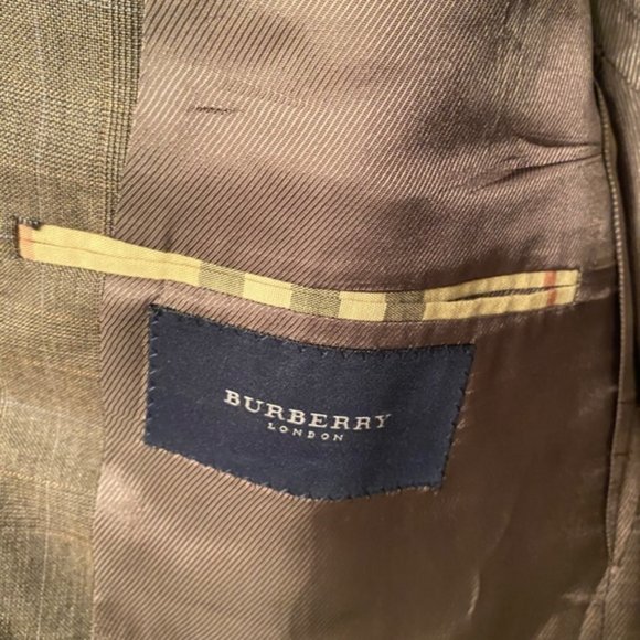 SOLD Burberry London 40R Blazer - Picture 3 of 8